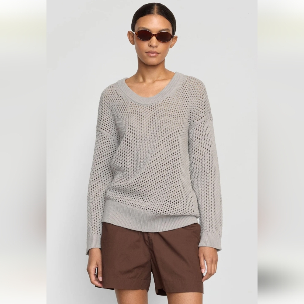 Modern Citizen Open-Knit Scoop Neck Sweater in Light Gray